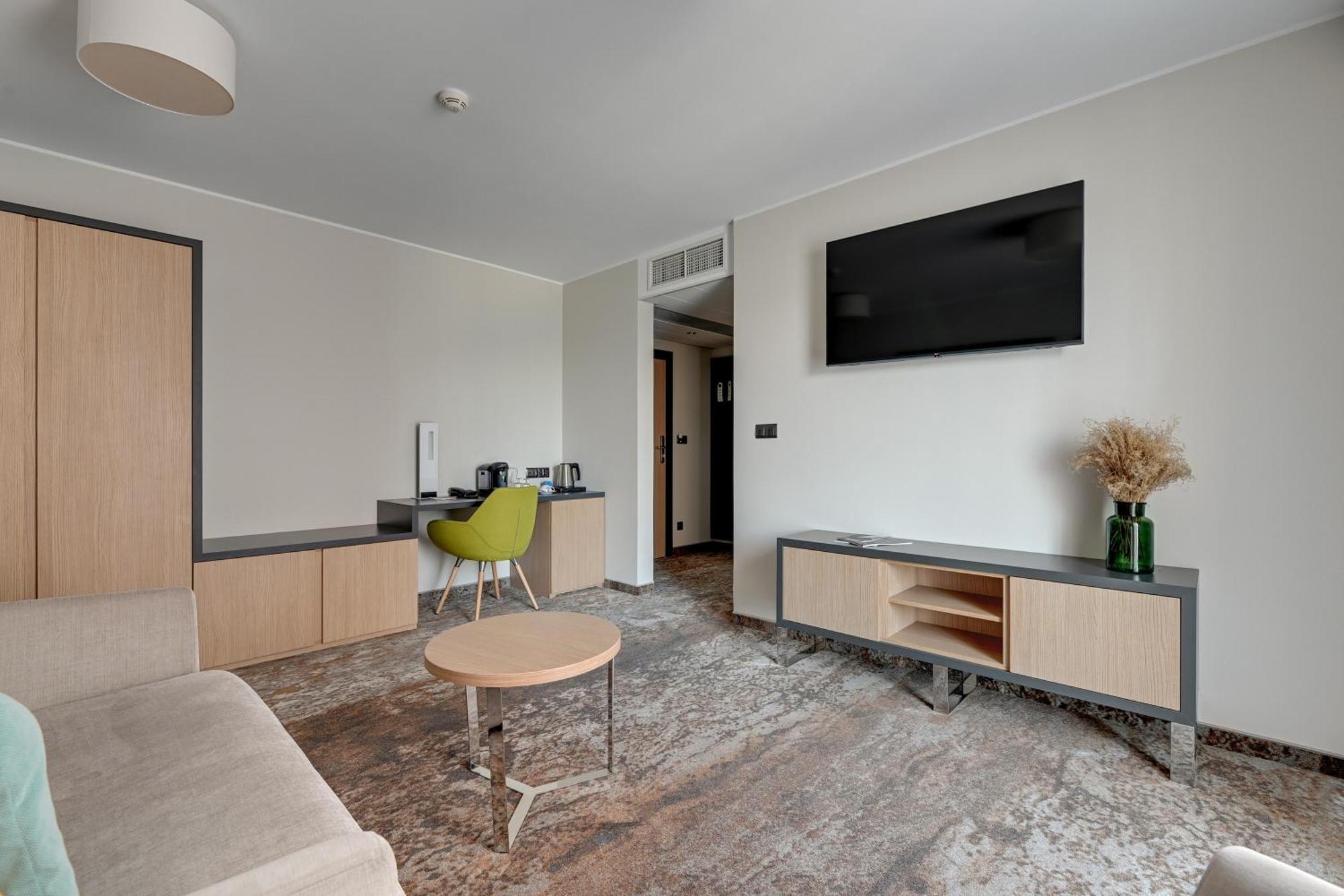 Hotel Almond Business & Spa By Grano Gdansk Bagian luar foto