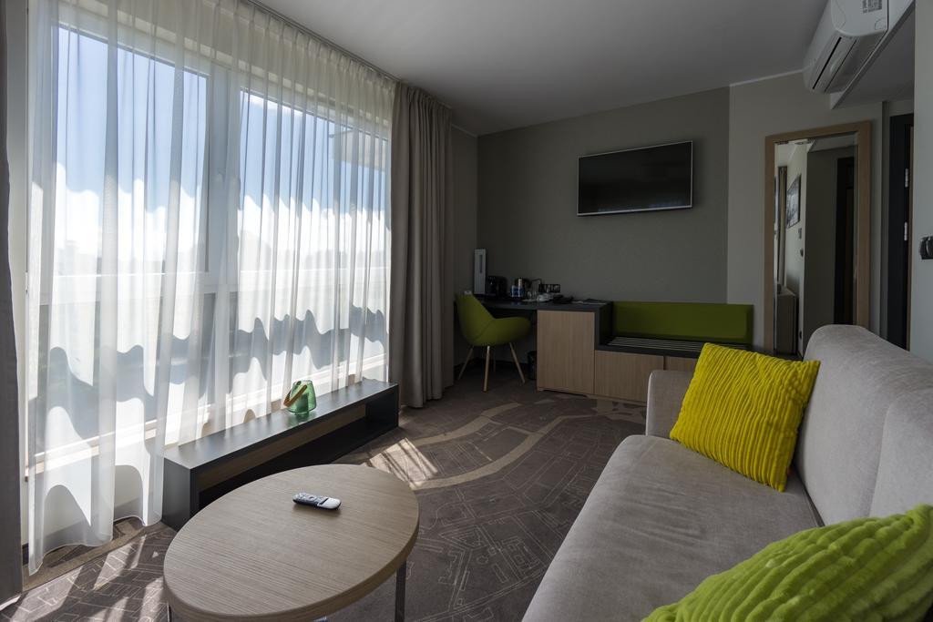 Hotel Almond Business & Spa By Grano Gdansk Bagian luar foto